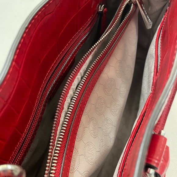 Michael Kors Handbag - Red Alligator Leather Skin - Picture 6 of 7